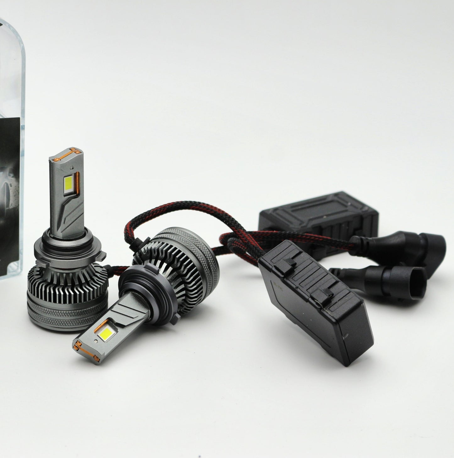 Becuri LED HB4 BRILUMI ZENITH 200W CANBUS 6000K – Lumină Puternică